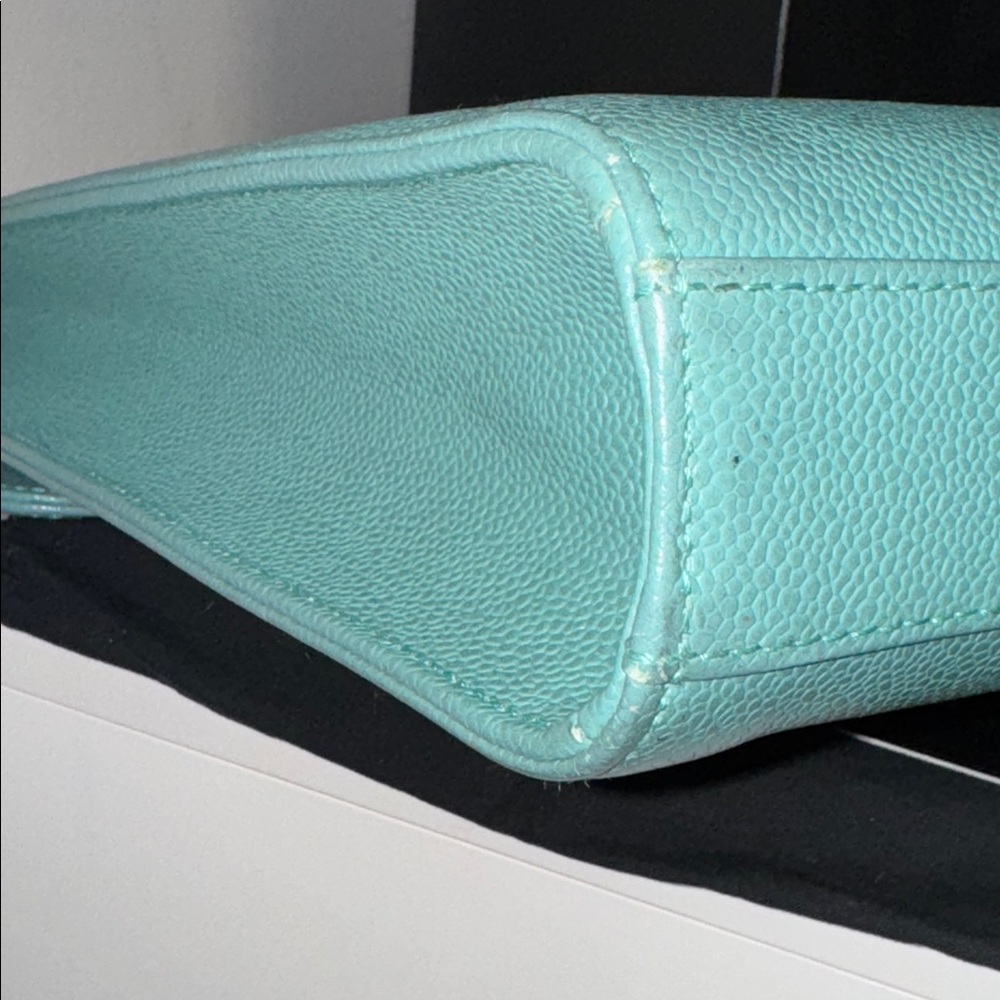 CHANEL Turquoise Seafoam green caviar leather classic briefcase Kelly top handle - Picture 8 of 16